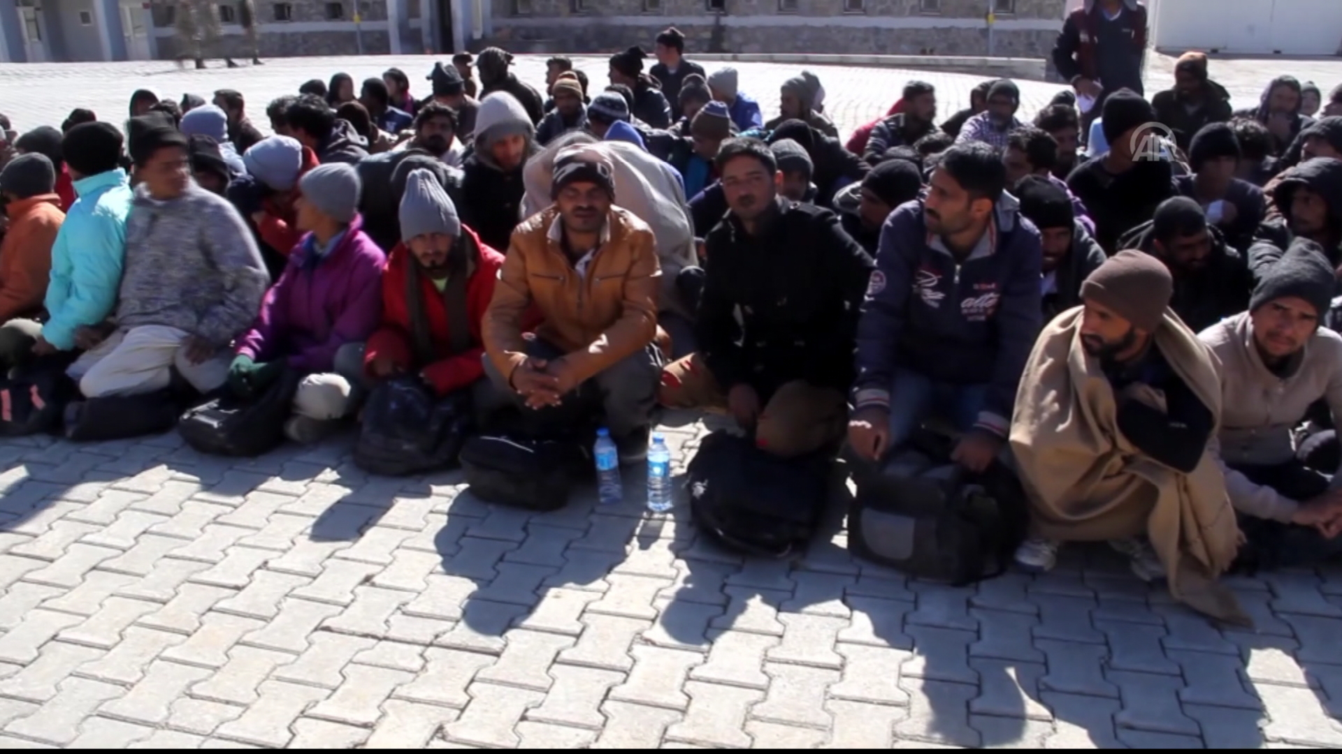 Li Wan û, 178 penaberên hatin desteserkirin